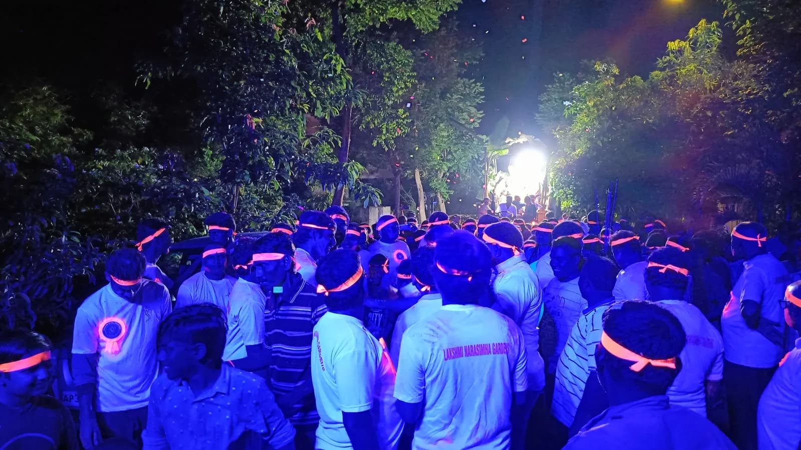 Music, colour and a big crowd
